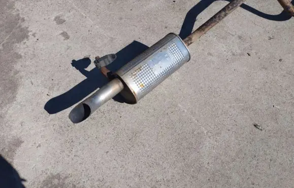 Muffler/silencer