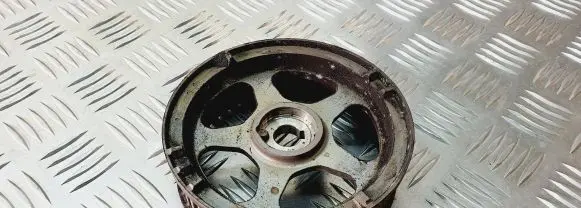 Subaru Forester SF Camshaft pulley/ VANOS 