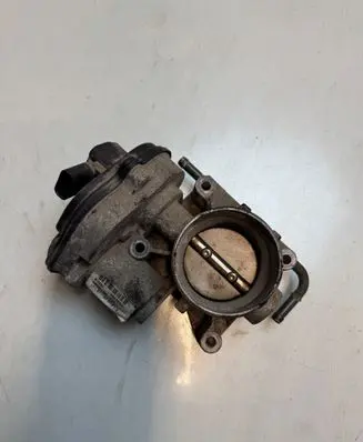 Ford Focus C-MAX Throttle valve vp2s6u9e928aa