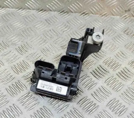 BMW 2 F22 F23 Current control relay 9356157