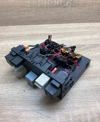 Volkswagen PASSAT B6 Comfort/convenience module 3C0937049H