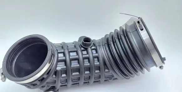 Chevrolet Camaro Air intake hose/pipe 23340374