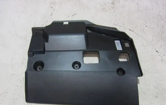 BMW X3 F25 Air filter box cover 9184132