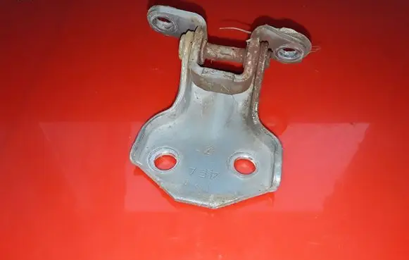 Subaru Outback Front door lower hinge 1Z0 4FA