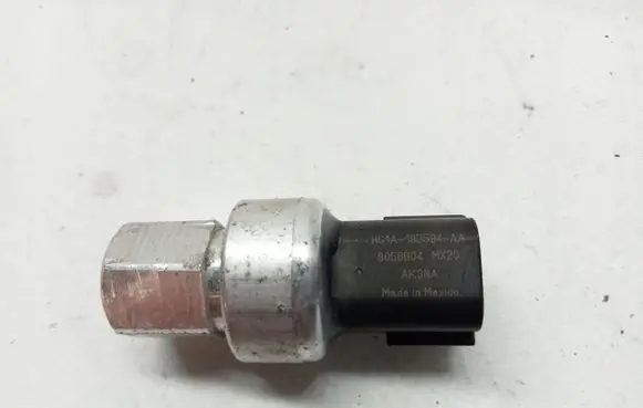 Ford Focus Air conditioning (A/C) pressure sensor HG1A19D594AA