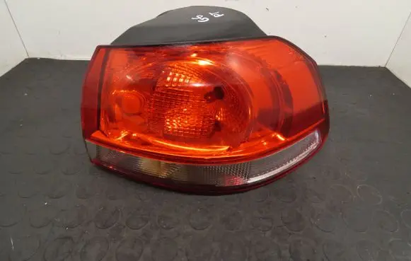 Volkswagen Golf VI Rear/tail lights 5K0945096E