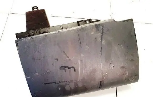 Mitsubishi Colt Glove box mn140024zz mn140025zz
