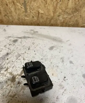 Mercedes-Benz ML W163 Electric window control switch 1638203110 03751610