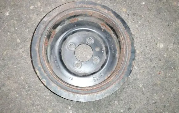 Crankshaft pulley