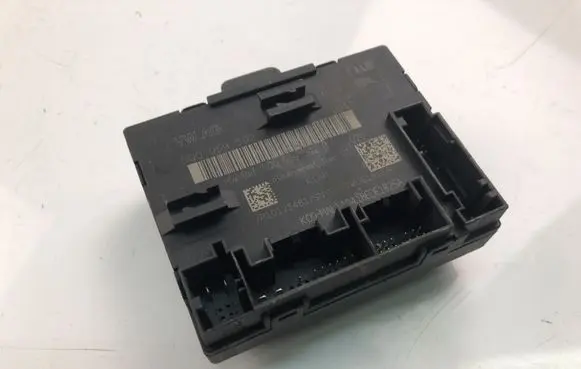Volkswagen PASSAT B7 Other control units/modules 5Q0959592E