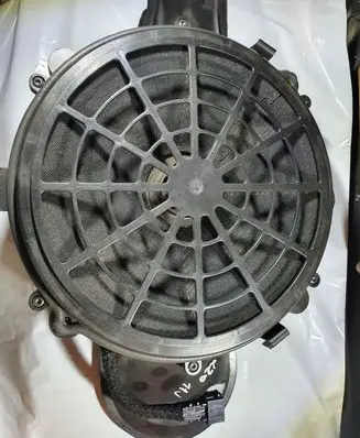 Mercedes-Benz S W220 Subwoofer speaker 2208200602