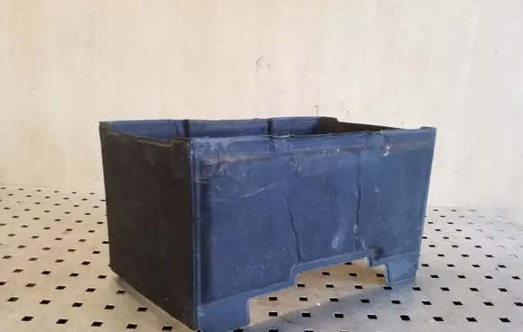 Battery box tray