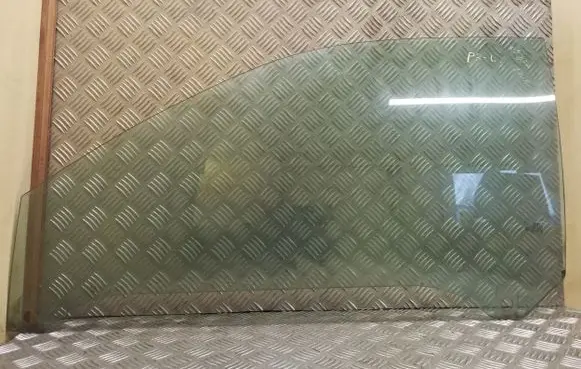 Audi A3 S3 8L Front door window/glass (coupe) 43R00082