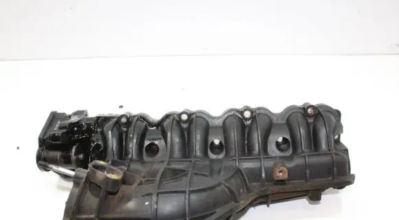 KIA Sorento Intake manifold