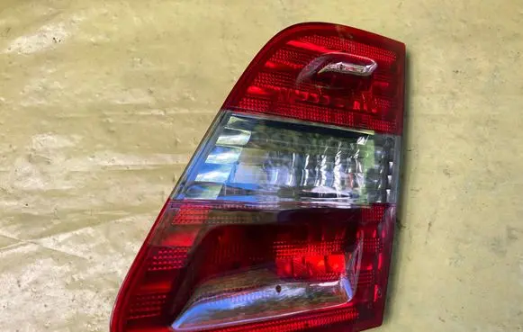 Mercedes-Benz B W245 Tailgate rear/tail lights A1698201664