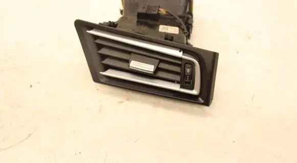 BMW 7 F01 F02 F03 F04 Dashboard side air vent grill/cover trim 9115858