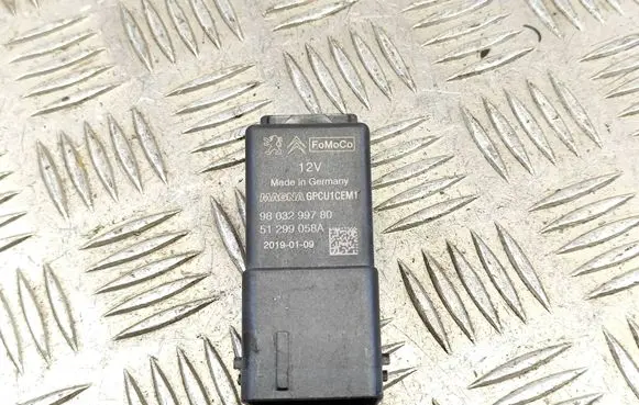 Peugeot 508 II Glow plug pre-heat relay 9803299780 20190109 51299058A