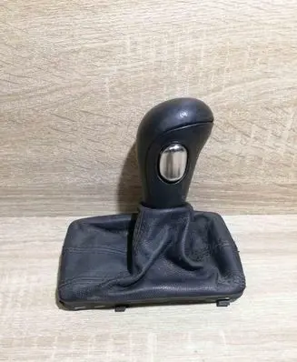 Audi A6 S6 C6 4F Gear lever shifter trim leather/knob 4F2713139N