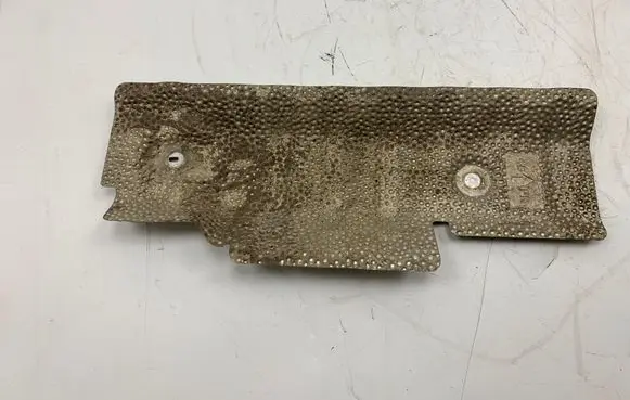 Lexus RX 330 - 350 - 400H Exhaust heat shield