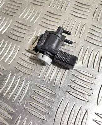 Volkswagen Golf IV Turbo solenoid valve 1K0906283A