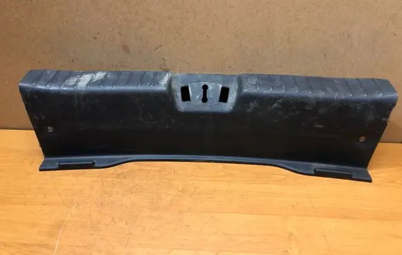 Hyundai i30 Trunk/boot sill cover protection 857702L000