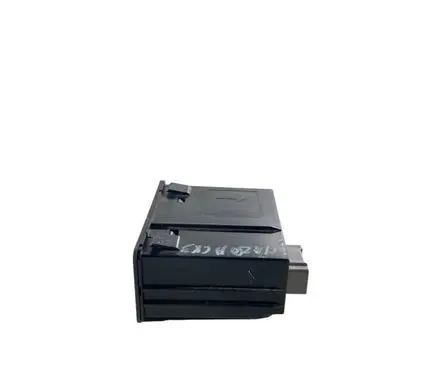 Mazda CX-3 USB socket connector D09H669U0B 10R0513498
