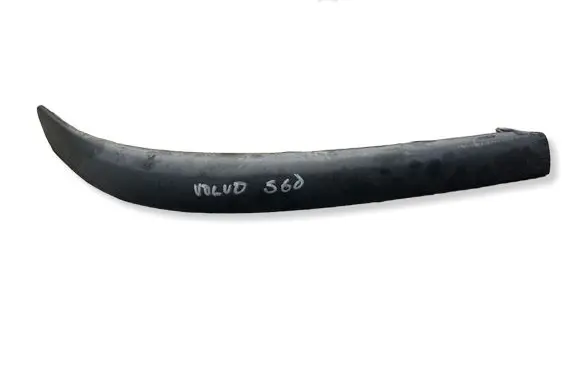 Volvo S60 Front bumper splitter molding 9484011