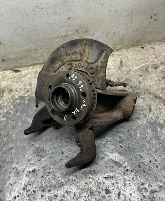 Audi A3 S3 8L Front wheel hub