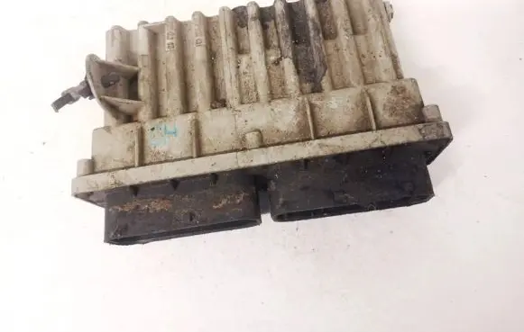 Opel Zafira A Coolant fan relay 24410129 15396010