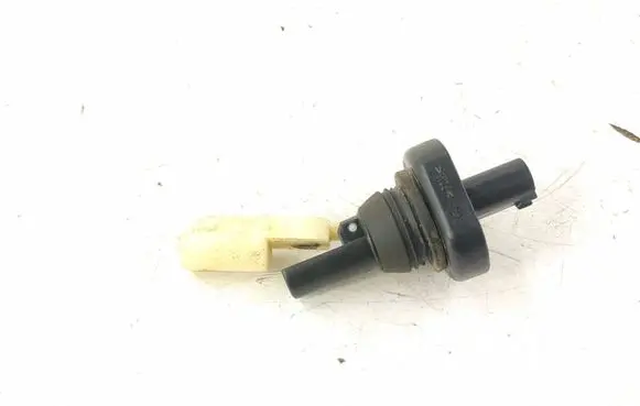 Mercedes-Benz E W211 Windshield washer fluid level sensor 2205400045 A2205400045