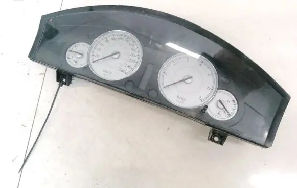 Chrysler 300 - 300C Speedometer (instrument cluster) P56044943AF 943AF