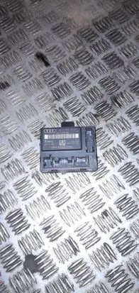 Audi A6 S6 C6 4F Door control unit/module 4F0959793B