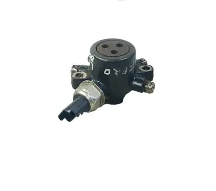Ford Focus Fuel main line pipe 9D280DB