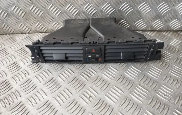 BMW 3 E90 E91 Dash center air vent grill 6924082A 14482110