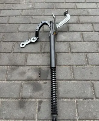 BMW 5 G30 G31 Tailgate/trunk/boot hinge 5A67736