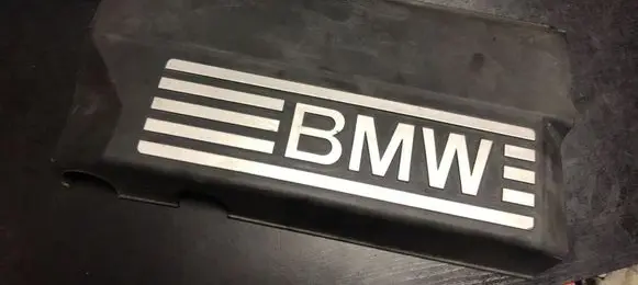 BMW 1 E81 E87 Engine cover (trim) 7530743