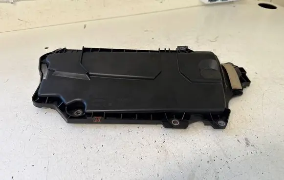 Renault Master III Engine cover (trim) 8200805844 76322LS