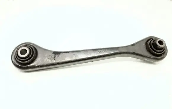 Rear control arm