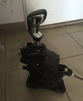 Citroen DS5 Gear selector/shifter in gearbox 