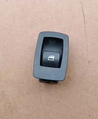 BMW 5 E60 E61 Electric window control switch 9113773 9113773AI02