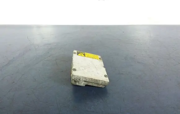 Saab 9-3 Ver2 Voltage converter/converter module 5DV00829000