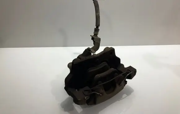 Mercedes-Benz E W211 Front brake caliper