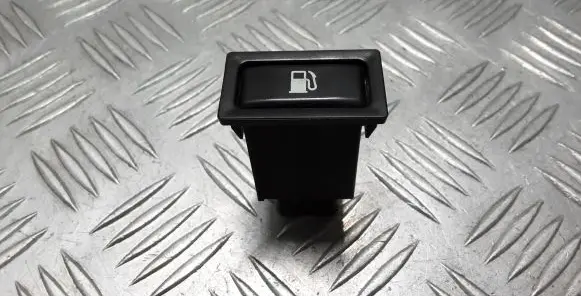 Toyota Avensis T250 Fuel tank opening switch 156795