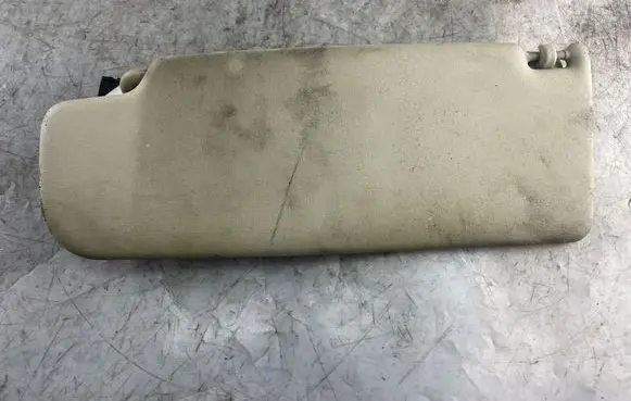 Volkswagen Golf IV Sun visor