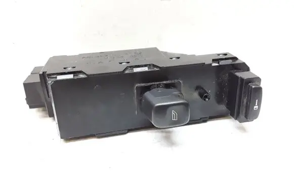 Volvo V70 Electric window control switch 30737519