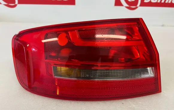 Audi A4 S4 B9 8W Rear/tail lights 80001774 01091401 2VA01091401