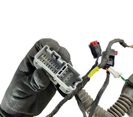 Jeep Grand Cherokee Rear door wiring loom P68333620AA 68333620AA