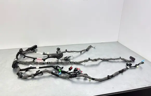 Land Rover Defender Front door wiring loom R8B214631BFA