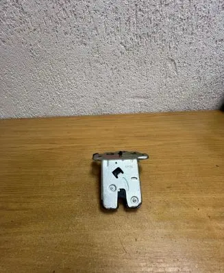 Audi A5 Sportback 8TA Tailgate/trunk/boot lock/catch/latch 8K9827505 F4671