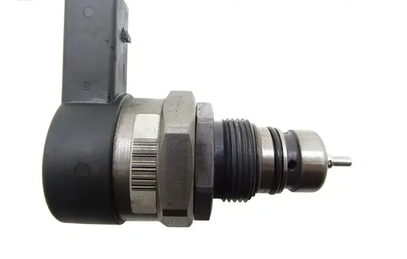 Audi Q5 SQ5 8R Electromagnetic valve 057130764AB